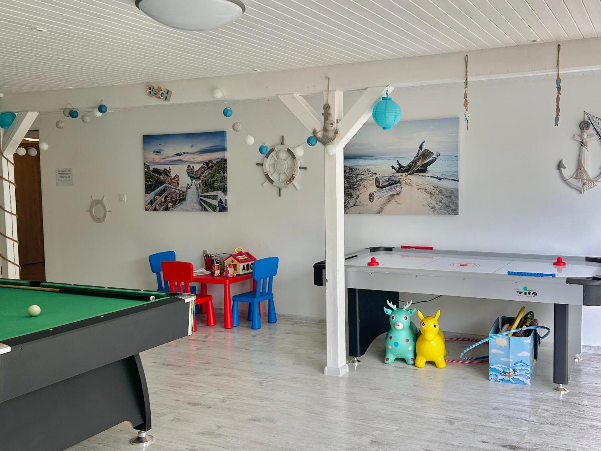 Apartamenty Molle Åkirkeby Eksteriør bilde